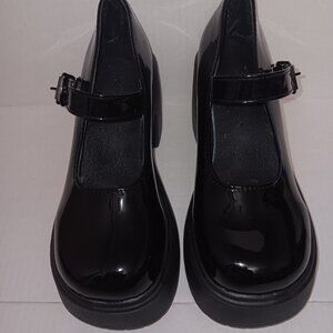 MARY JANE FAUX PATENT LEATHER PLATFORM SHOES